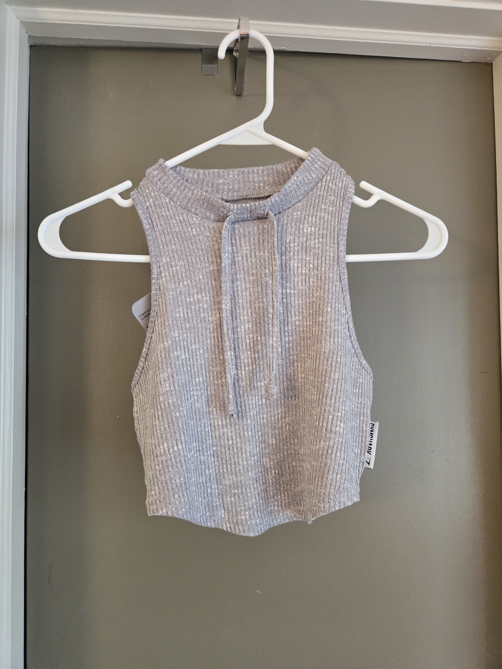 Ribbed Mock-Neck Crop Top Tank Top in Heather Gray NWT